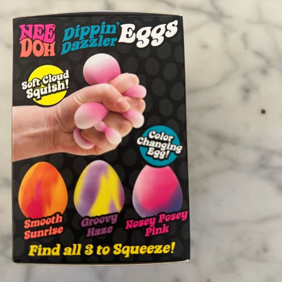 Color-Changing Squishy Eggs - Purple and Yellow - Picture 2 of 5